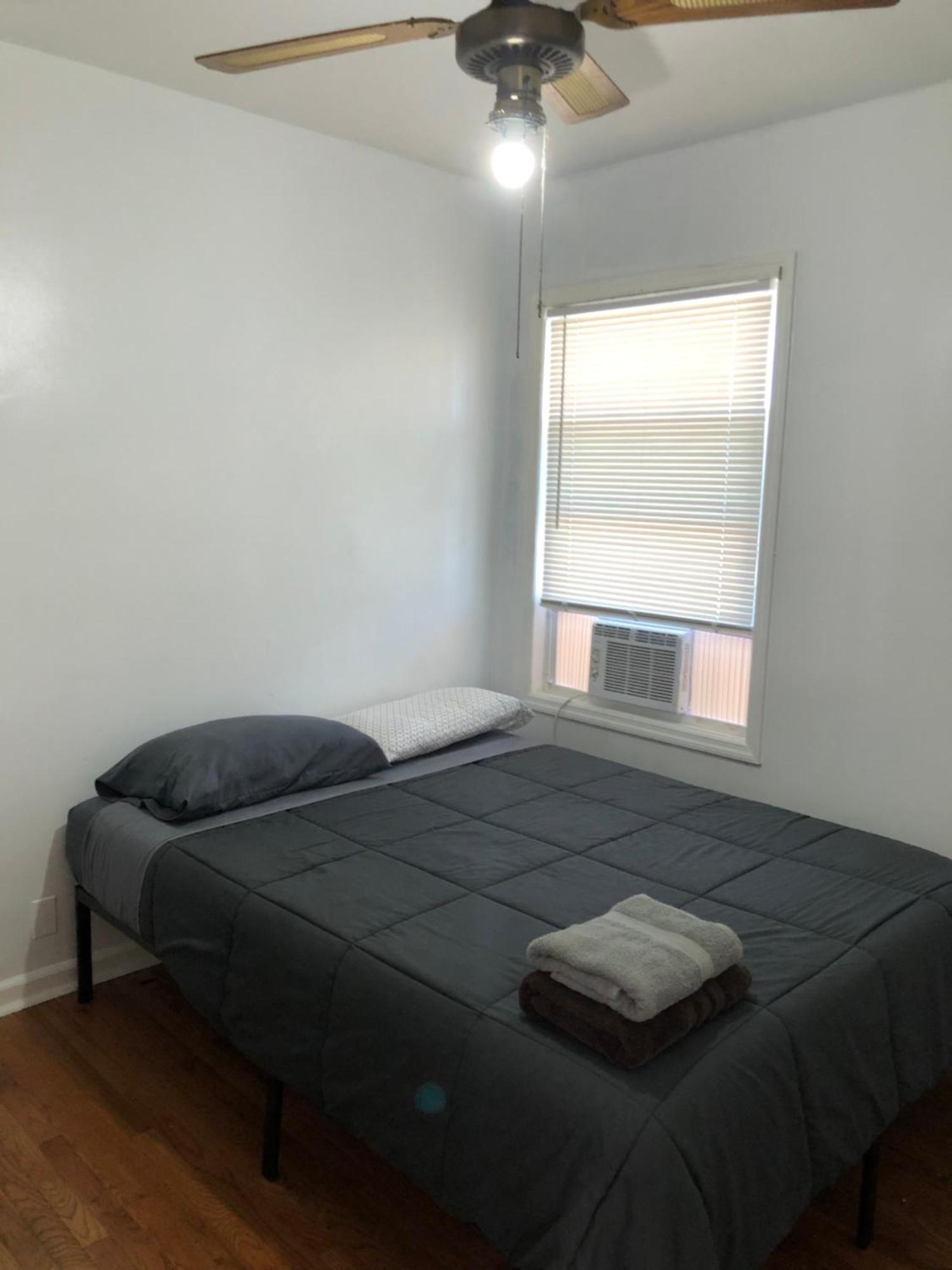 Private 2 Bedroom And 1 Bathroom House In A Quiet Area And Convenient To Nyc Bus And Train Пърт Амбой Екстериор снимка